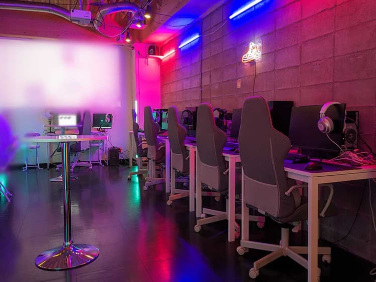 【新潟市中央区】eスポーツが気軽に楽しめの画像