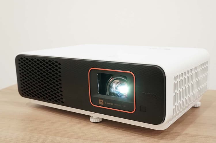 この画質、“ゲーミング”だけにはもったいの画像